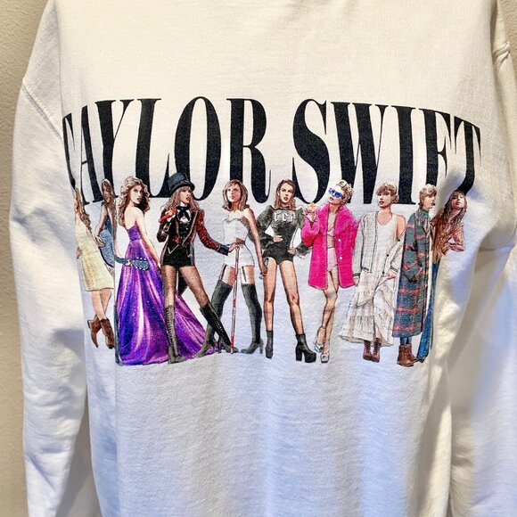 Taylor Swift Eras Tour Midnights White Crewneck Sweatshirt, Size‎ Medium, NWOT - Picture 9 of 10